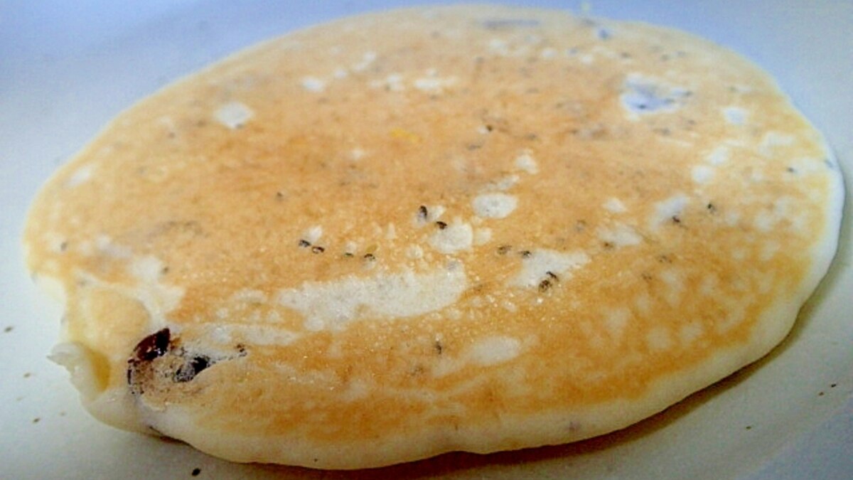 レーズンとチアシードのカルピスホットケーキ レシピ 作り方 By ぷ みぃまま 楽天レシピ